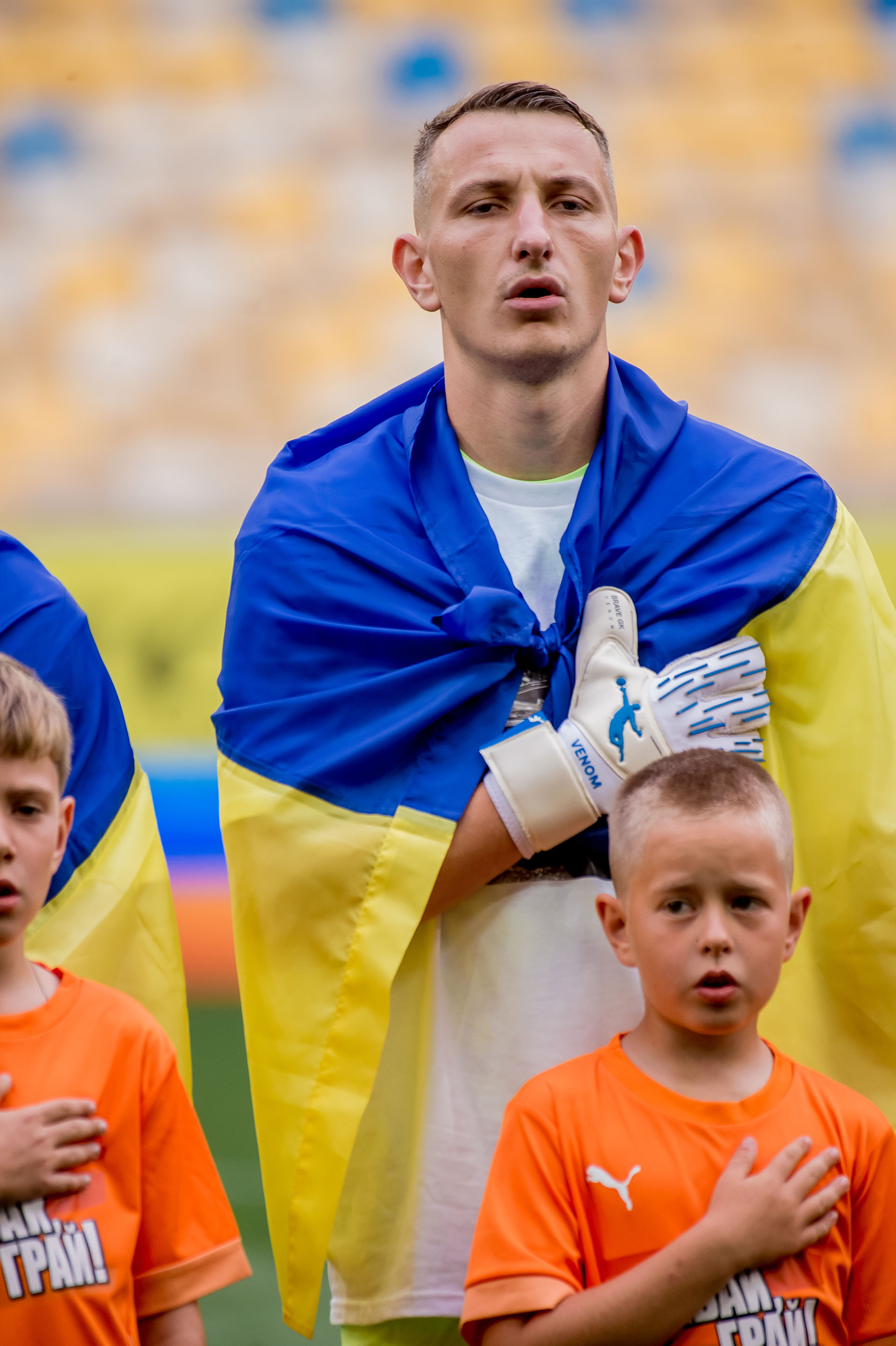 Дмитрий Резник провел матч во вратарских перчатках Brave GK Venom NWB - Официальный интернет-магазин Brave GK